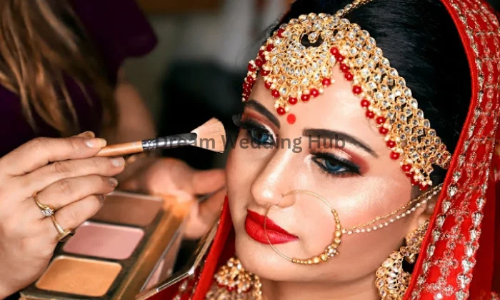 Seemas Aakkriti Beauty